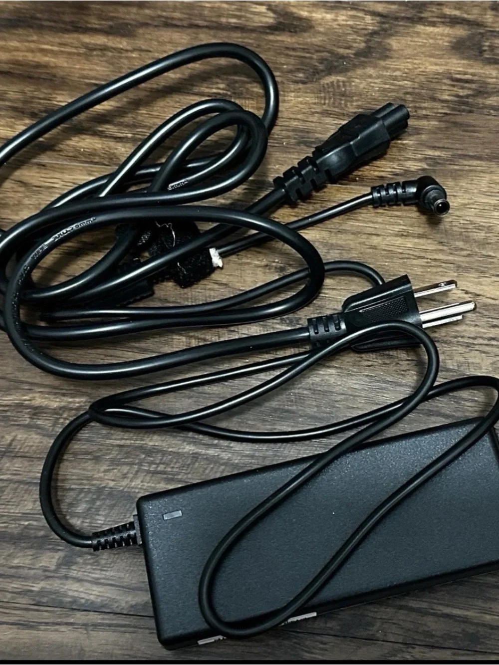 Universal Black Laptop Charger with DC Barrel Connector